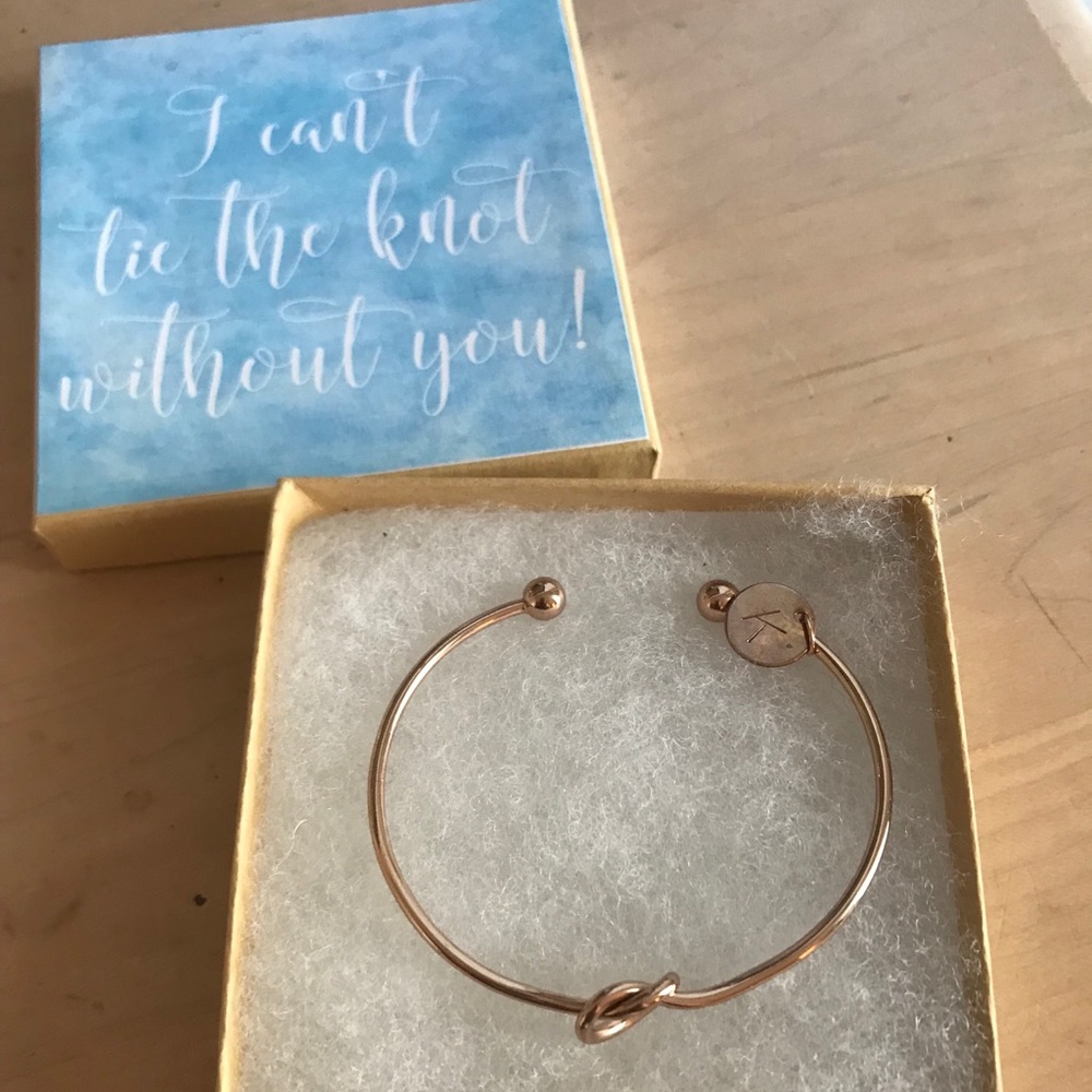 Can’t Tie The Knot Without You K Bracelet Gold